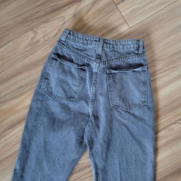 WeWoreWhat Icon Rigid Ultra High Waist Straight Leg Jeans in Grey - Picture 10 of 13